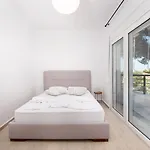 Elegant - Private Pool, Heated Jacuzzi & Sea Breeze In Chanioti, Chalkidiki